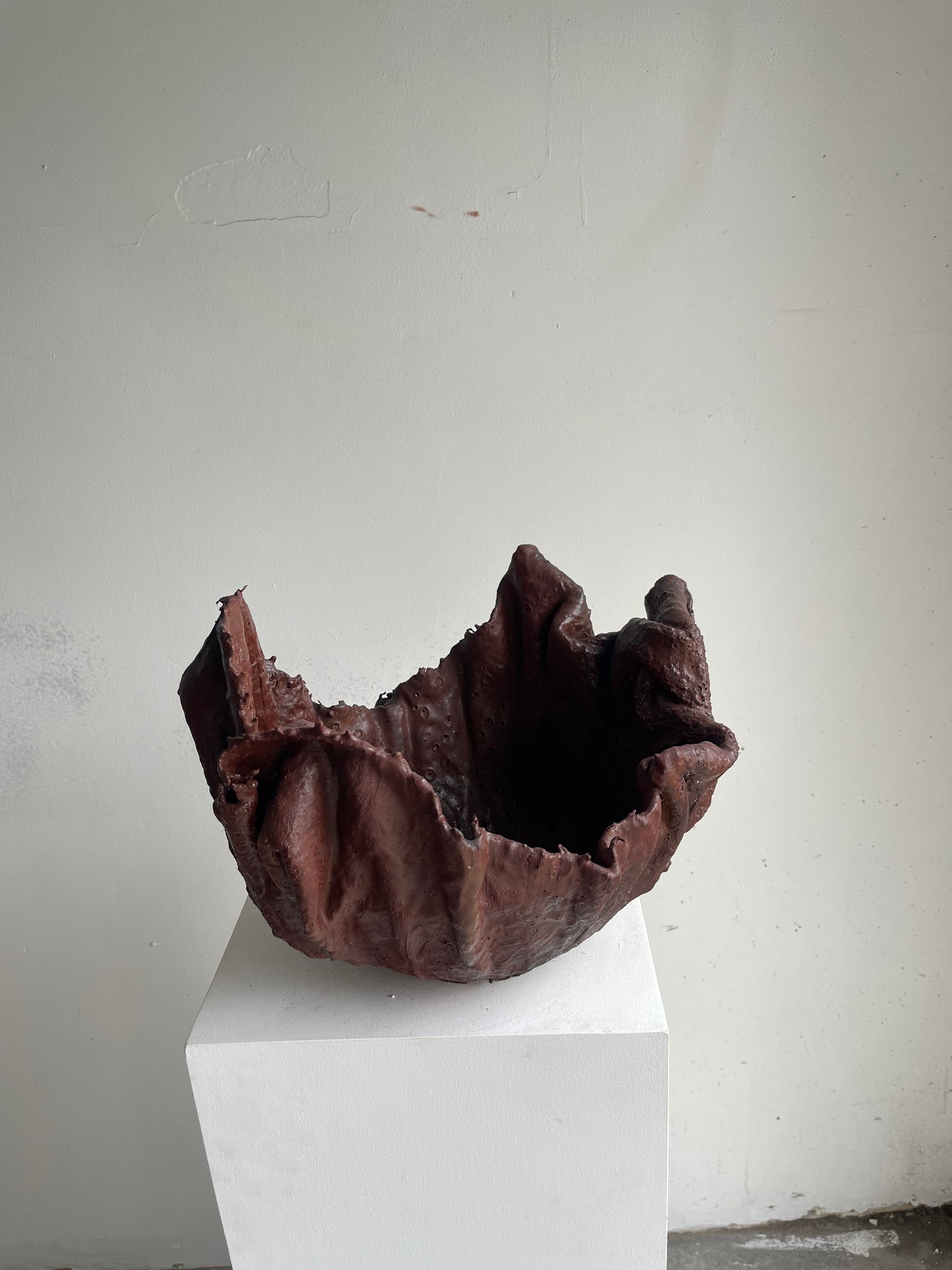 Matte Burnt Decorative Fruit Bowl